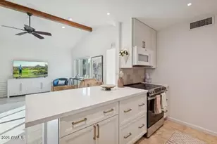 4800 N 68th St, Scottsdale, AZ 85251 - Photo 14