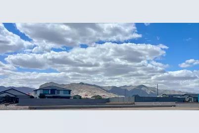 19311 W Valle Vista Way, Litchfield Park, AZ 85340 - Photo 32