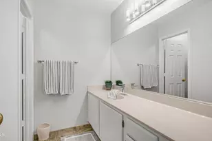 8158 E Fox St, Mesa, AZ 85207 - Photo 28