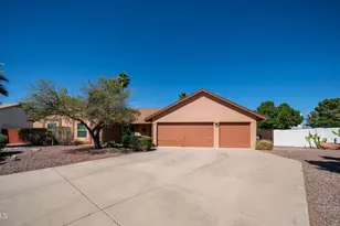 8158 E Fox St, Mesa, AZ 85207 - Photo 2
