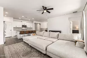 1006 S 202nd Dr, Buckeye, AZ 85326 - Photo 6