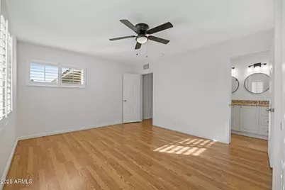 4020 N 44th Place, Phoenix, AZ 85018 - Photo 10