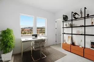 10218 S 21st Dr, Phoenix, AZ 85041 - Photo 14