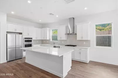 10218 S 21st Drive, Phoenix, AZ 85041 - Photo 4