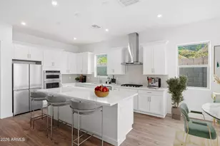 10218 S 21st Dr, Phoenix, AZ 85041 - Photo 4