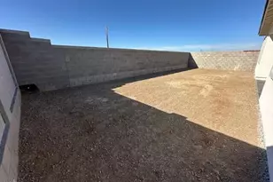 10218 S 21st Dr, Phoenix, AZ 85041 - Photo 28