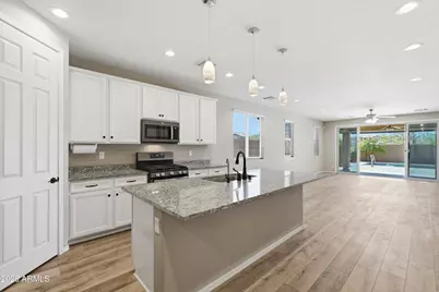 16611 W Shangri La Road, Surprise, AZ 85388 - Photo 24