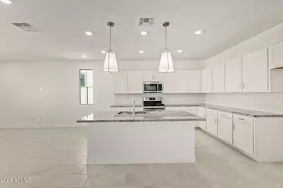 30136 W Palo Brea Way, Buckeye, AZ 85396 - Photo 12