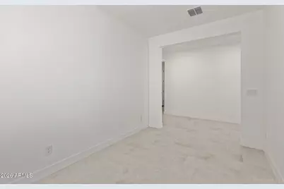 30136 W Palo Brea Way, Buckeye, AZ 85396 - Photo 6