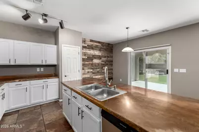 15820 N 164th Lane, Surprise, AZ 85388 - Photo 10