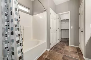 15820 N 164th Ln, Surprise, AZ 85388 - Photo 16