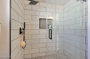 8117 E Osborn Rd, Scottsdale, AZ 85251 - Photo 22