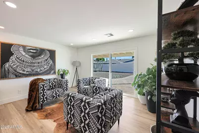 8117 E Osborn Road, Scottsdale, AZ 85251 - Photo 16