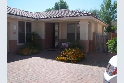 13649 W Cypress Street, Goodyear, AZ 85395 - Photo 8