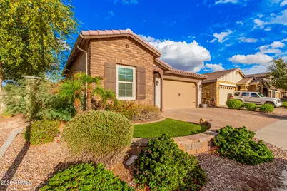 12158 W Desert Moon Way, Peoria, AZ 85383 - Photo 2