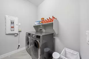 2831 E Robin Ln, Phoenix, AZ 85050 - Photo 42