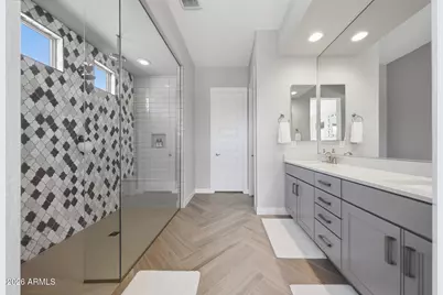 2831 E Robin Lane, Phoenix, AZ 85050 - Photo 32