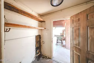 1238 E Almeria Rd, Phoenix, AZ 85006 - Photo 14