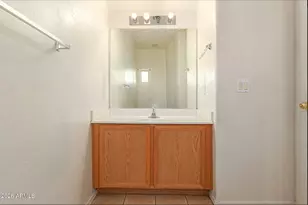 513 W Beautiful Ln, Phoenix, AZ 85041 - Photo 18