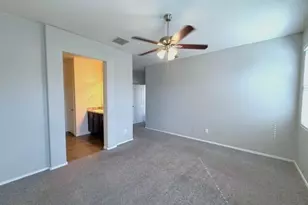 3019 W Jessica Ln, Phoenix, AZ 85041 - Photo 8