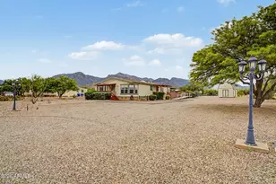 5692 S Camino Del Amor, Hereford, AZ 85615 - Photo 2