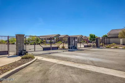 36861 N Moyle Street, San Tan Valley, AZ 85140 - Photo 34
