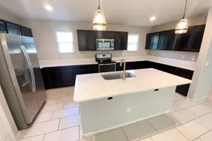 11694 N 166th Dr, Surprise, AZ 85388 - Photo 2