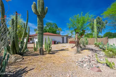 6830 E Paradise Parkway, Scottsdale, AZ 85251 - Photo 2