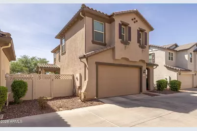 921 S Swallow Lane, Gilbert, AZ 85296 - Photo 2
