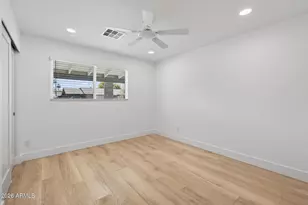 8702 E Monte Vista Rd, Scottsdale, AZ 85257 - Photo 14