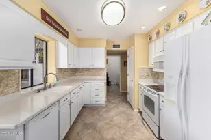 8311 E Laguna Azul Ave, Mesa, AZ 85209 - Photo 10