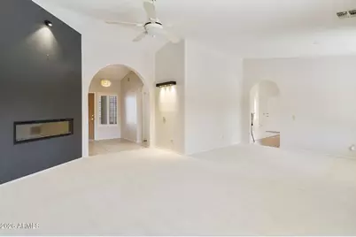 10729 E Coopers Hawk Drive, Sun Lakes, AZ 85248 - Photo 4