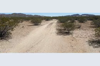 68125 W Simcox Road, Salome, AZ 85348 - Photo 14