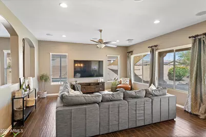 19210 W Oregon Avenue, Litchfield Park, AZ 85340 - Photo 14