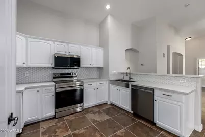 2682 E Silversmith Trail, San Tan Valley, AZ 85143 - Photo 8