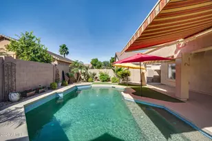 13803 W Watson Ln, Surprise, AZ 85379 - Photo 60