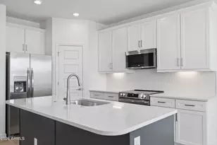 11874 W Burnside Trail, Peoria, AZ 85383 - Photo 6