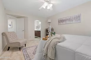 5104 N 32nd St, Phoenix, AZ 85018 - Photo 12