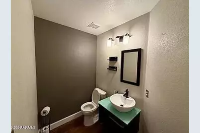 10232 N 12th Court #Unit 2, Phoenix, AZ 85020 - Photo 6