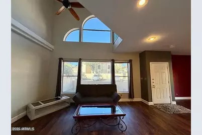 10232 N 12th Court #Unit 2, Phoenix, AZ 85020 - Photo 2