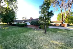 1302 W Hayward Ave, Phoenix, AZ 85021 - Photo 2