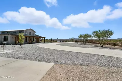 37827 S Gods Country Road, Wickenburg, AZ 85390 - Photo 12