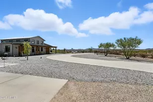 37827 S Gods Country Rd, Wickenburg, AZ 85390 - Photo 12