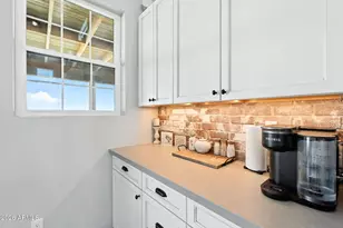 37827 S Gods Country Rd, Wickenburg, AZ 85390 - Photo 16
