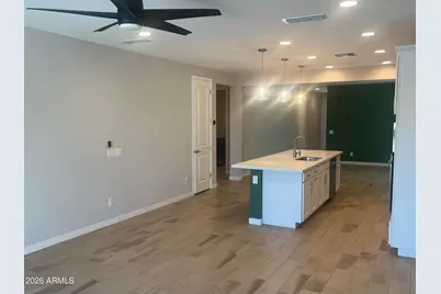 17295 W Valentine Street, Surprise, AZ 85388 - Photo 6