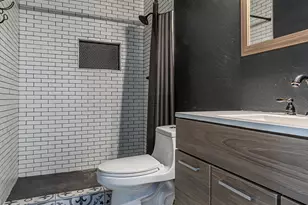 6736 N 76th Dr, Glendale, AZ 85303 - Photo 6