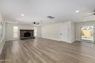 2138 W Keim Dr, Phoenix, AZ 85015 - Photo 8