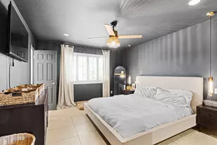 2814 E Sierra St, Phoenix, AZ 85028 - Photo 14