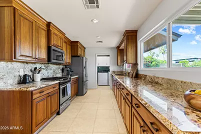 2814 E Sierra Street, Phoenix, AZ 85028 - Photo 8