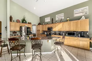 673 W Raven Dr, Chandler, AZ 85286 - Photo 12
